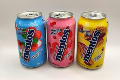 Напитка МЕНТОС бери микс/ личи / тропикъл 340мл